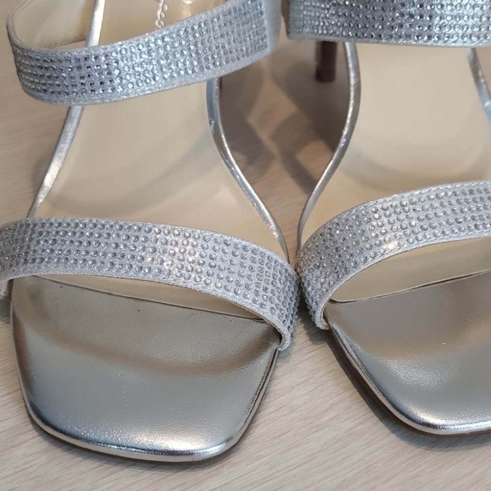 New Jessica Simpson Rhinestone heels - Picture 3 of 9